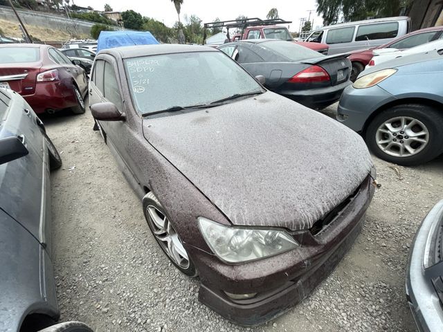 2002 Lexus IS 300 photo 4 of 5