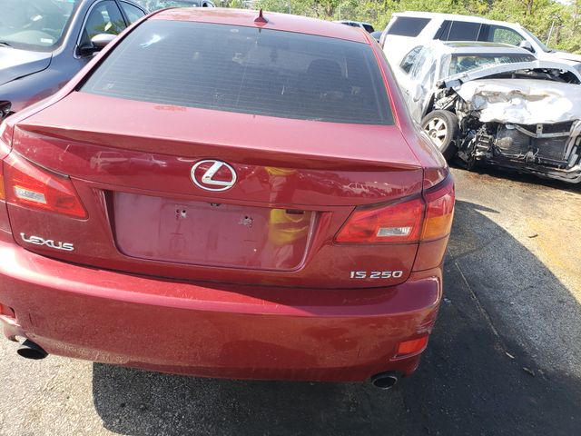 2007 LEXUS IS photo 5 of 8