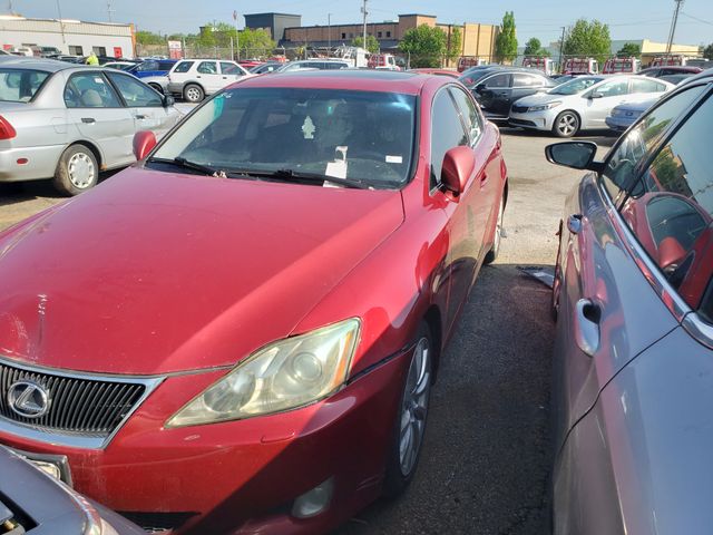 2007 LEXUS IS photo 1 of 8