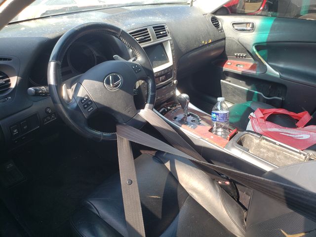 2007 LEXUS IS photo 7 of 8