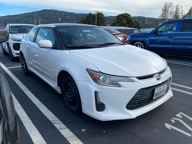 2014 TOYOTA Scion tC photo 4 of 17