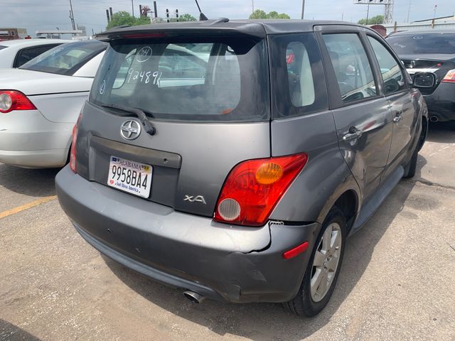 2004 TOYOTA Scion xA photo 3 of 4