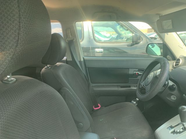 2009 TOYOTA Scion xB photo 6 of 7