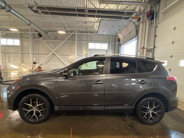 2017 TOYOTA RAV4 photo 2 of 8