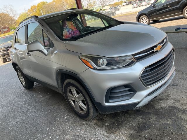 2017 CHEVROLET Trax photo 3 of 14