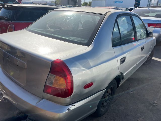2001 Hyundai Accent photo 6 of 6