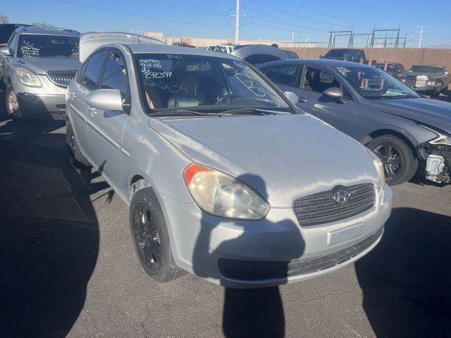 2009 Hyundai Accent photo 2 of 6