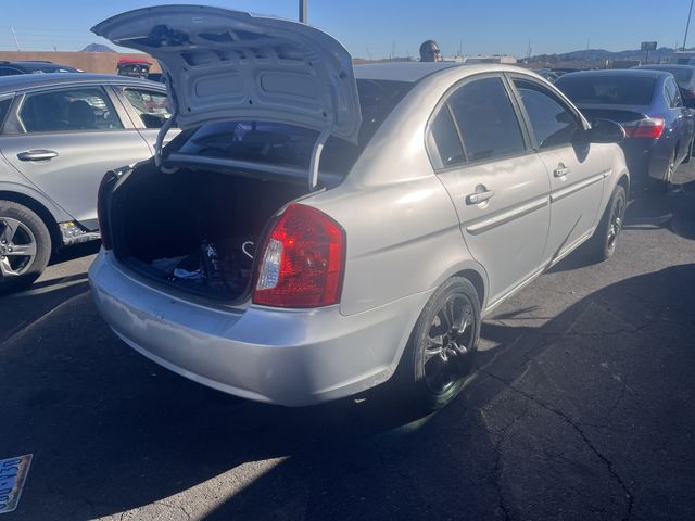 2009 Hyundai Accent photo 5 of 6