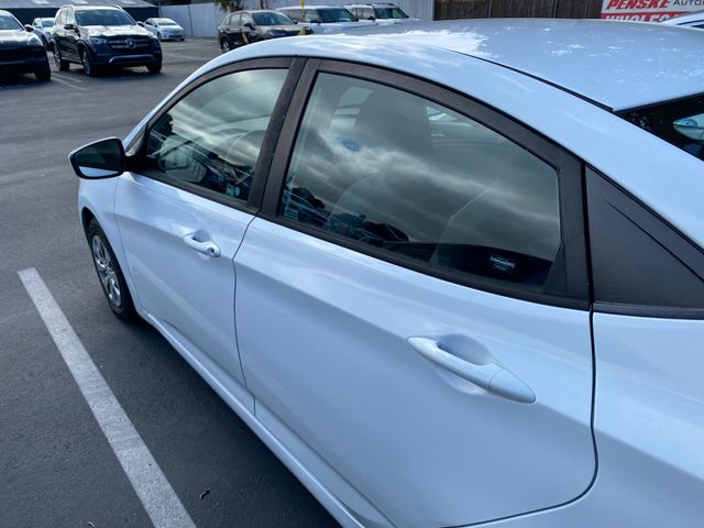 2017 HYUNDAI Accent photo 7 of 18