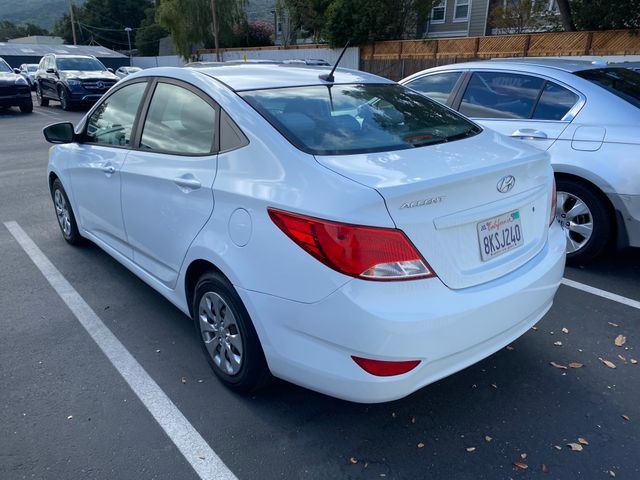 2017 HYUNDAI Accent photo 8 of 18