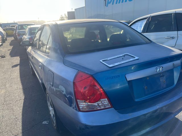 2005 Hyundai Elantra photo 5 of 6