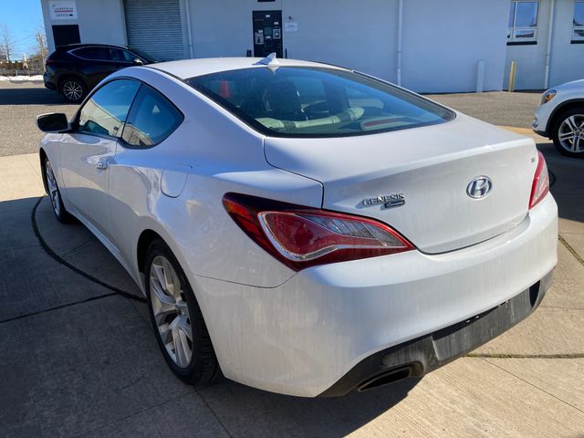 2015 Hyundai Genesis Coupe photo 3 of 15