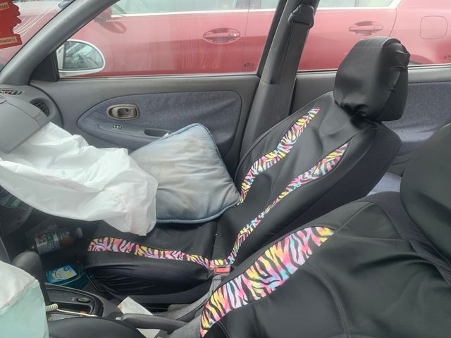 1999 HYUNDAI ELANTRA GLS photo 5 of 5