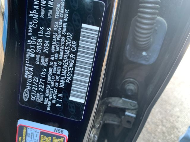 2023 HYUNDAI Elantra photo 8 of 8