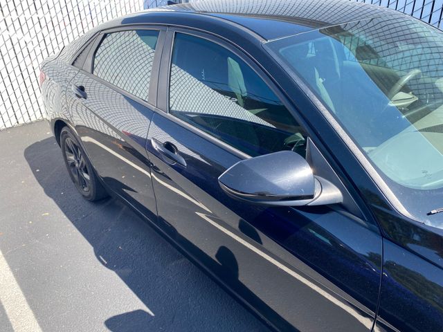2021 HYUNDAI Elantra photo 13 of 20