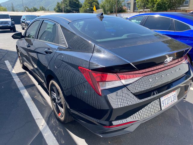 2021 HYUNDAI Elantra photo 8 of 20