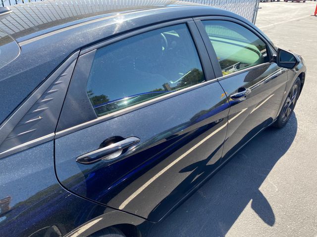 2021 HYUNDAI Elantra photo 12 of 20