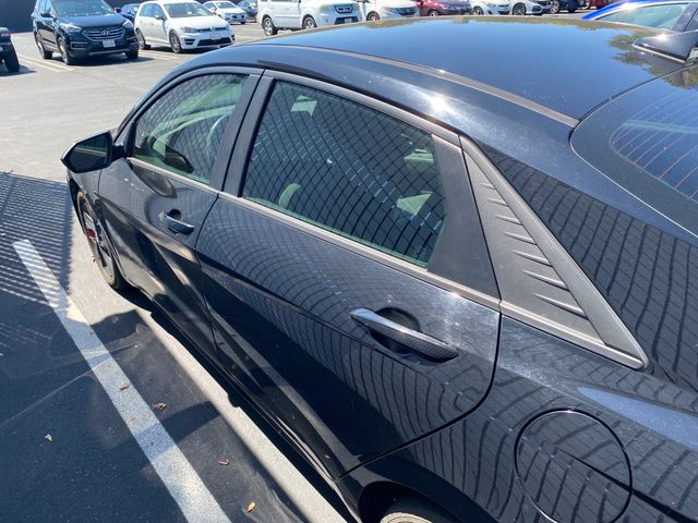 2021 HYUNDAI Elantra photo 7 of 20