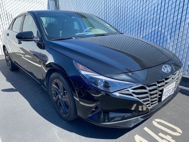 2021 HYUNDAI Elantra photo 4 of 20