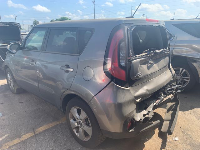 2017 KIA Soul photo 3 of 5