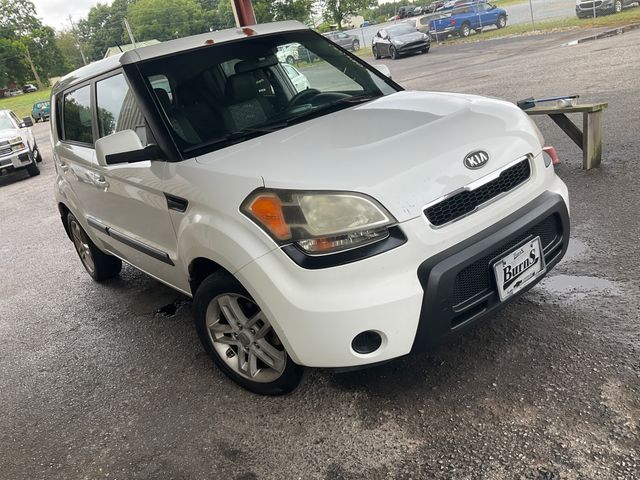 2011 KIA Soul photo 3 of 13