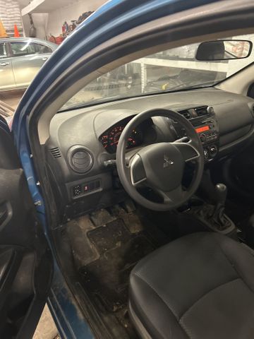 2017 MITSUBISHI Mirage G4 photo 4 of 6