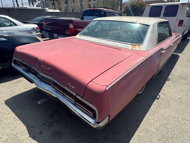 1967 Plymouth Fury photo 3 of 5