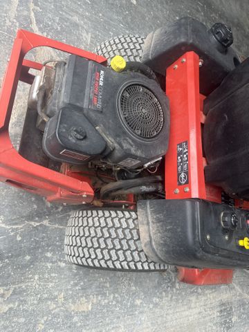 2005 Simplicity  18/44 zero turn photo 9 of 11