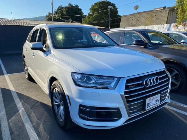 2019 AUDI Q7 photo 4 of 21
