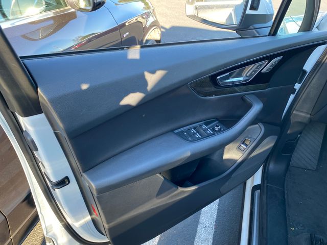 2019 AUDI Q7 photo 15 of 21
