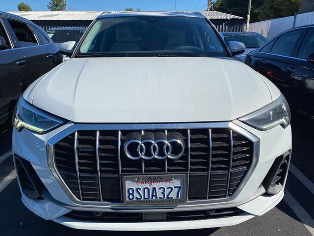 2020 Audi Q3 photo 2 of 21
