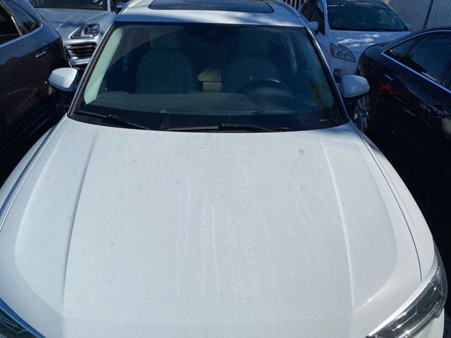2020 Audi Q3 photo 3 of 21