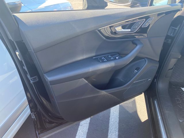 2019 AUDI Q7 photo 14 of 20