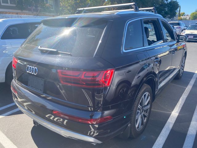 2019 AUDI Q7 photo 9 of 20