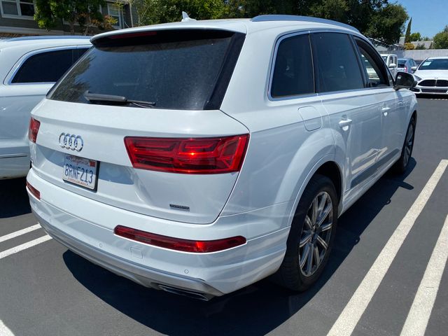 2018 AUDI Q7 photo 10 of 20