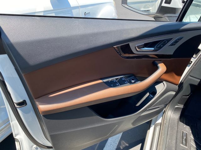 2018 AUDI Q7 photo 15 of 20