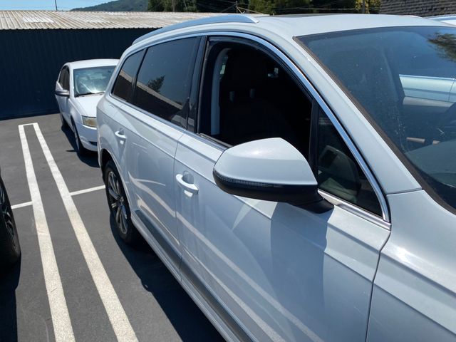 2018 AUDI Q7 photo 12 of 20