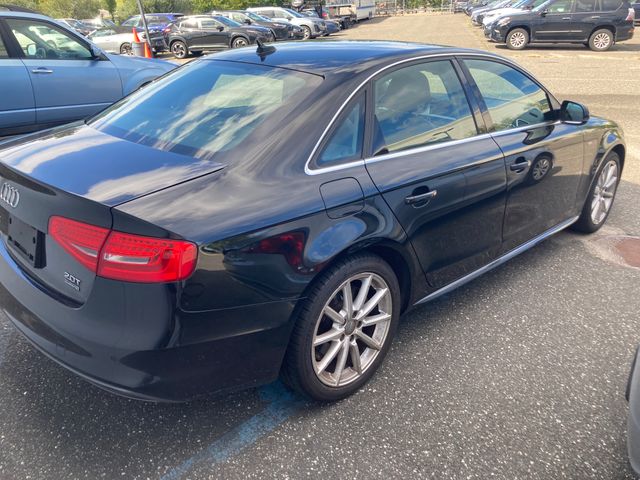 2015 Audi A4 photo 3 of 9