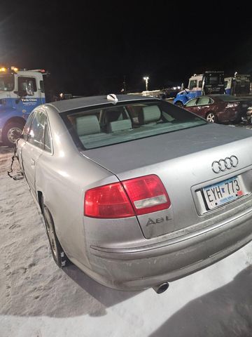 2004 AUDI A8 photo 4 of 4