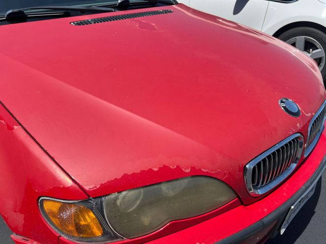 2003 BMW 325i photo 9 of 16