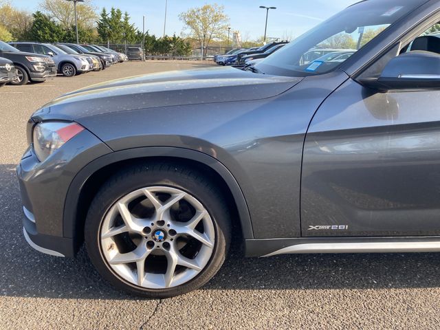 2015 BMW X1 photo 2 of 18