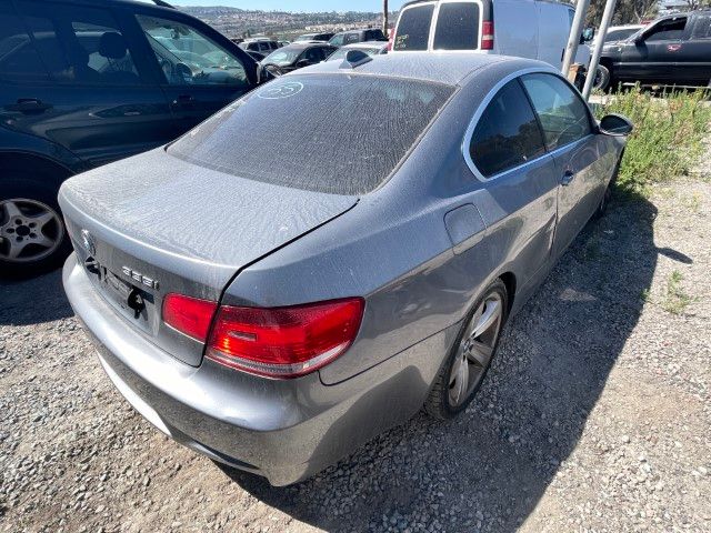 2008 BMW *Video* 335i photo 3 of 5