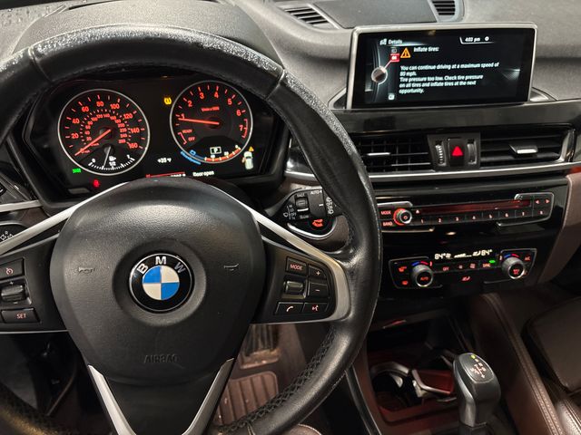 2017 BMW X1 photo 8 of 8