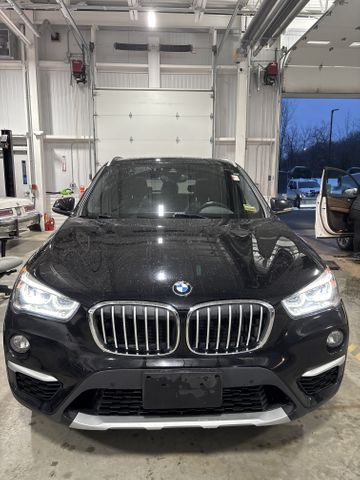 2019 BMW X1 photo 5 of 8