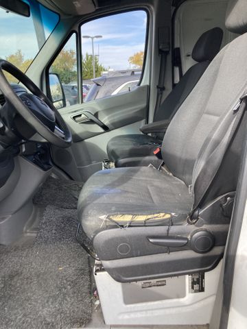 2016 Mercedes-Benz Sprinter 2500 photo 18 of 19