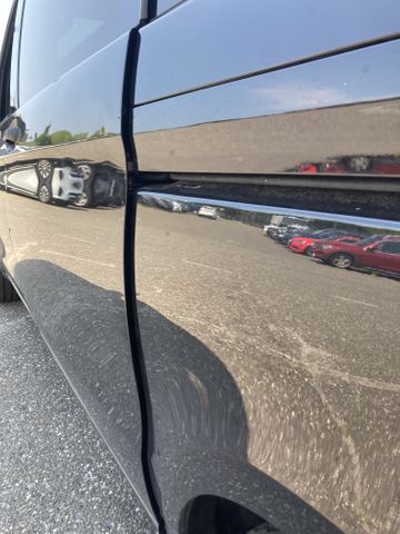 2019 Mercedes-Benz Metris photo 2 of 15