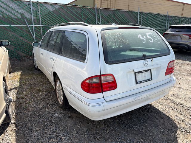 2000 Mercedez-Benz E320  photo 2 of 5