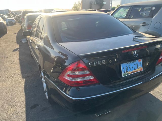 2007 Mercedes-Benz C230 photo 5 of 6