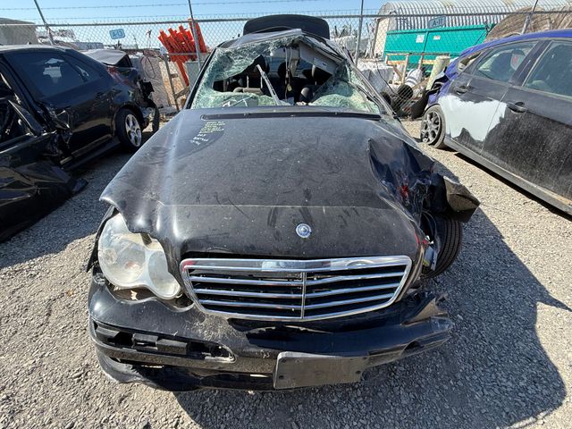 2007 MERCEDES-BENZ C-Class photo 2 of 9
