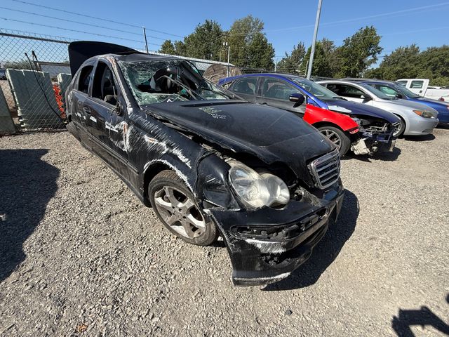 2007 MERCEDES-BENZ C-Class photo 3 of 9